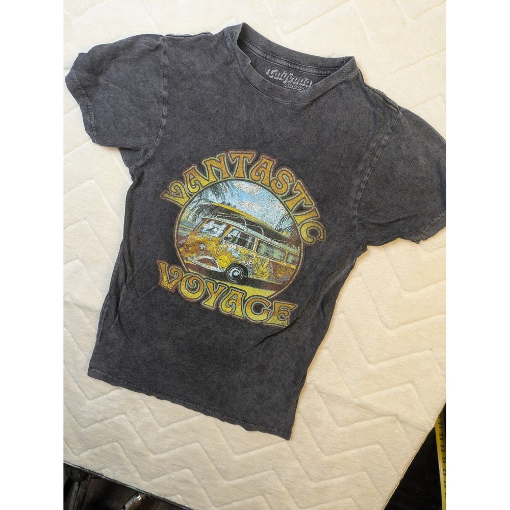 California Retrowear Fantastic Voyage Surf Van Graphic T-Shirt Acid Wash Gray